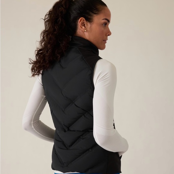 Athleta West M - Picture 2 of 6